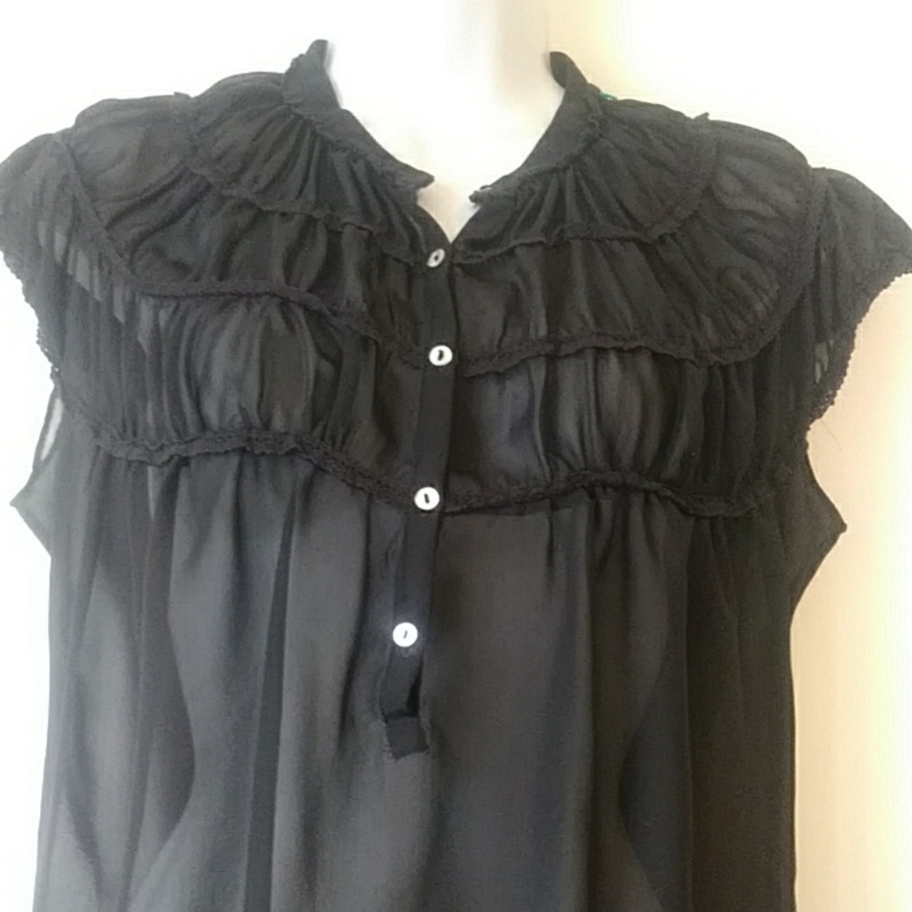 💕HOST PICK🎉 MAX STUDIO Blouse